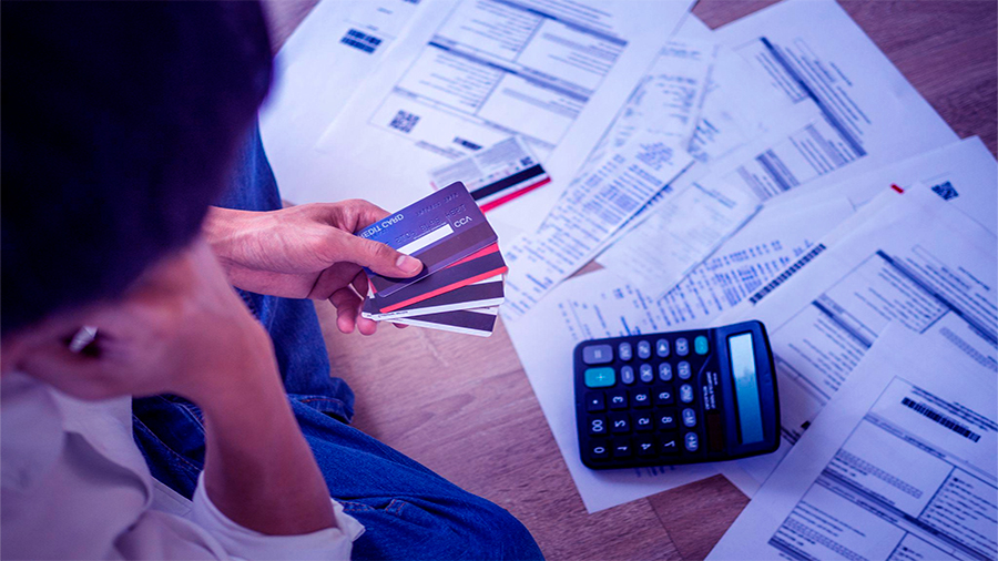 managing multiple credit lines